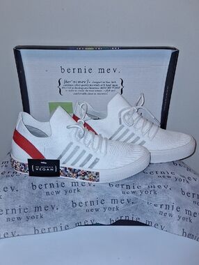 bernie mev. White Knit Sneakers with Red Heel and Multicolor Mosaic Midsole